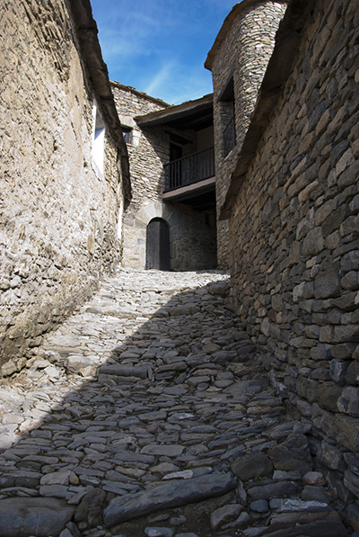 Casco medieval de Montañana - Puente de Montañana - Comarca de la Ribagorza